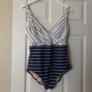 Kona Sol One Piece. Navy White Striped Swimsuit Bathing Full Coverage Size Large